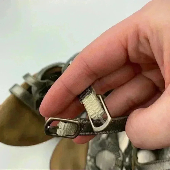 Kenneth Cole reaction sandals sz 8 leather wedges - Picture 10 of 12